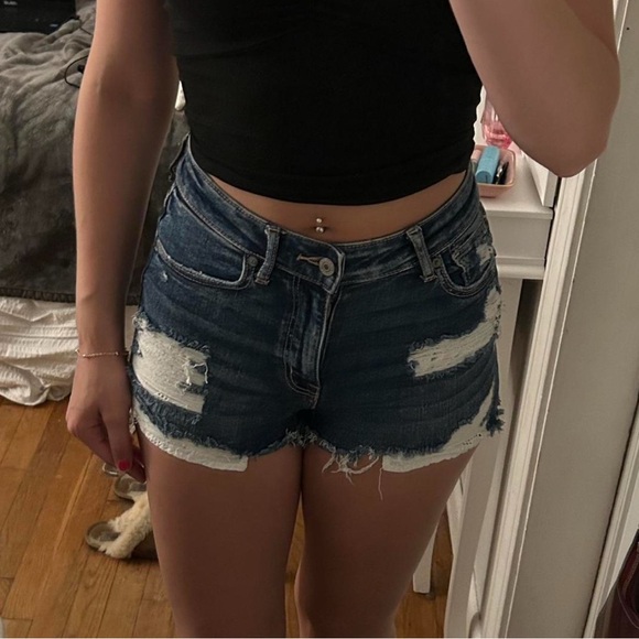 American Eagle Outfitters Blue Jean Shorts Distressed Style - Picture 2 of 3